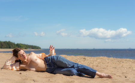 Girls Naked On Beaches